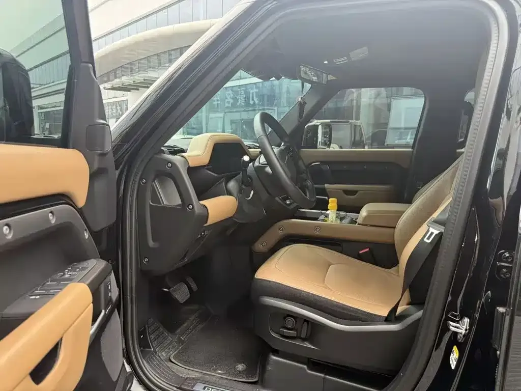 Land Rover Defender — фото 4