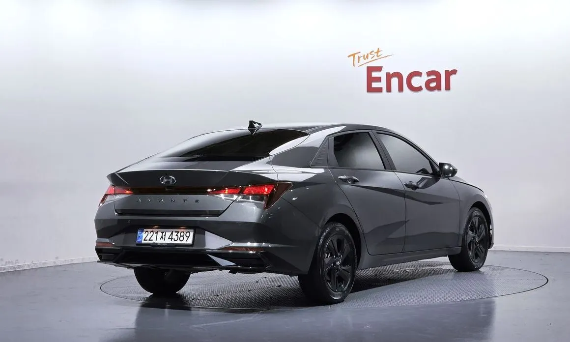Hyundai AVANTE — фото 4