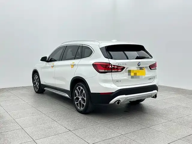 BMW X1 — фото 3