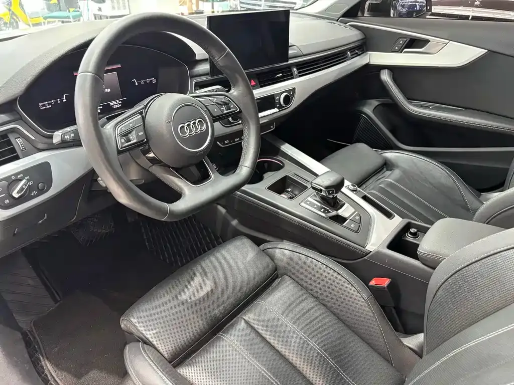Audi A4L — фото 10