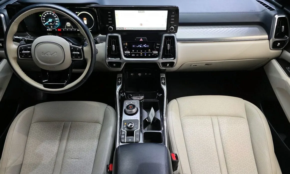 Kia Sorento — фото 10