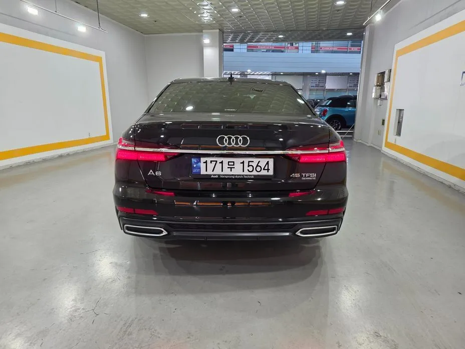 Audi A6 — фото 10