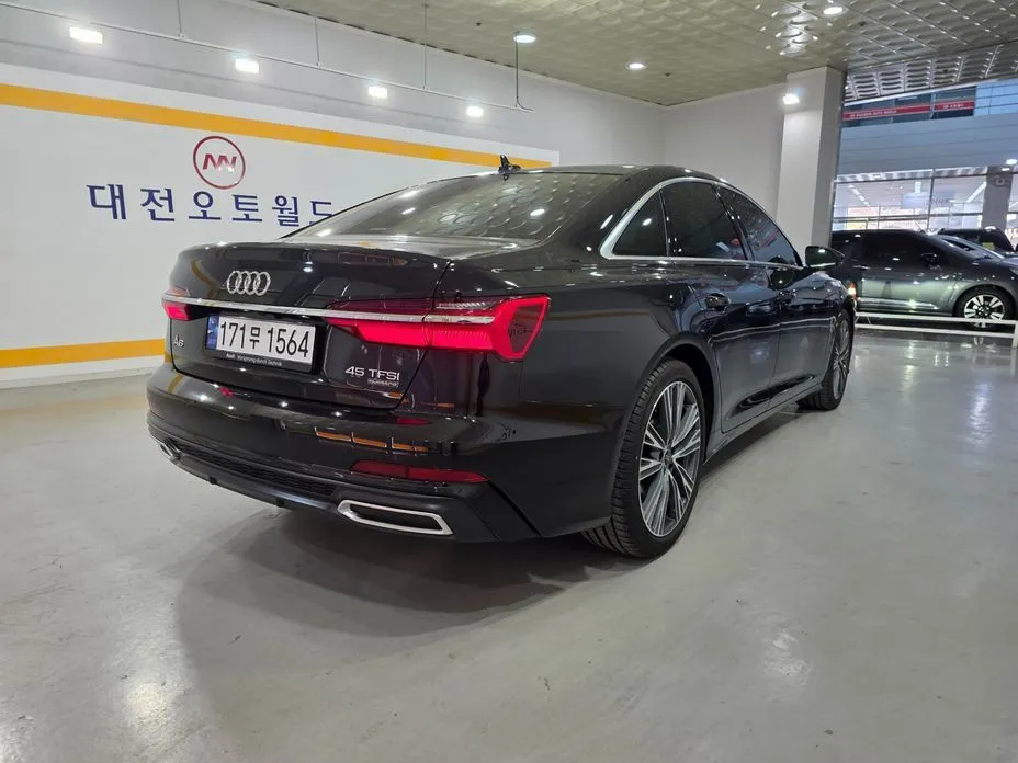 Audi A6 — фото 3