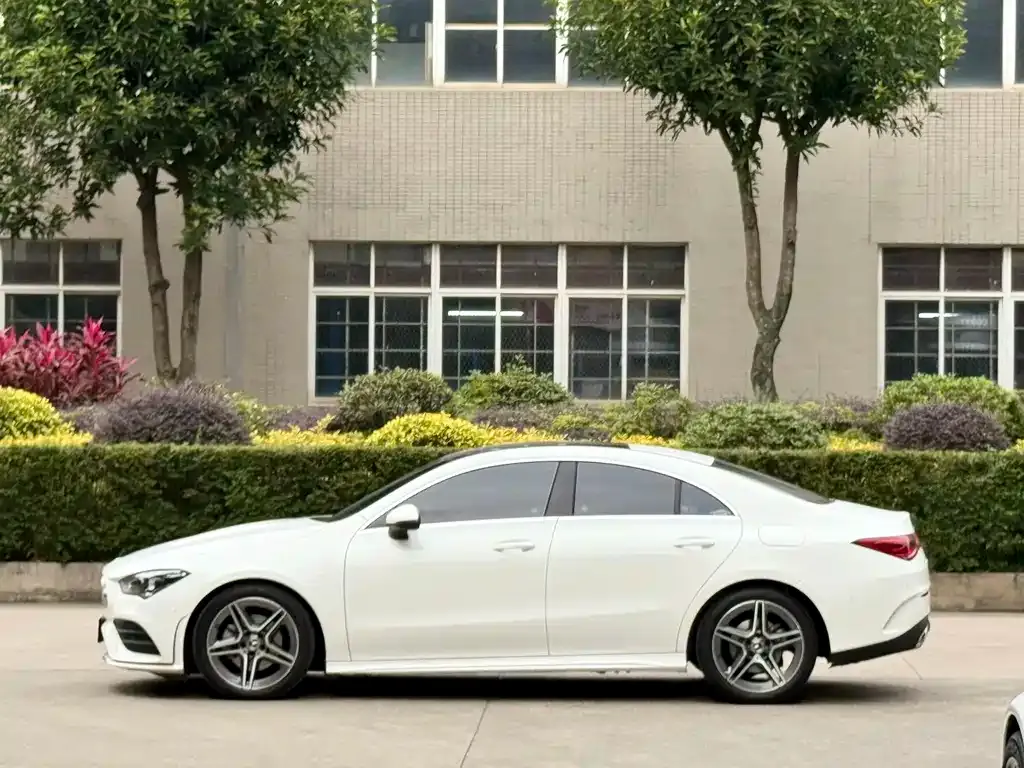 Mercedes-Benz CLA (Import) — фото 9