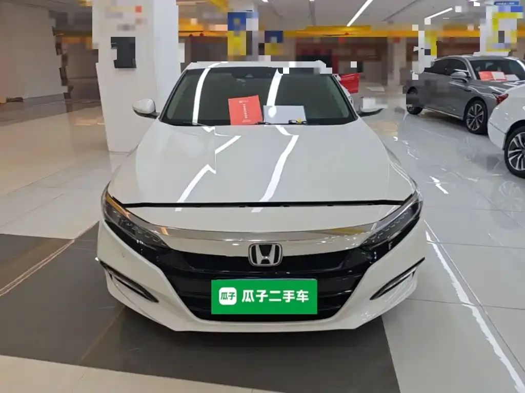 Honda Accord — фото 5