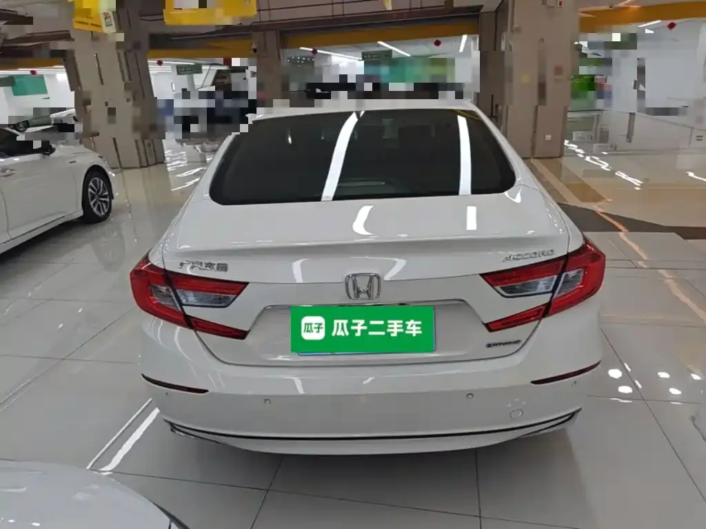 Honda Accord — фото 4