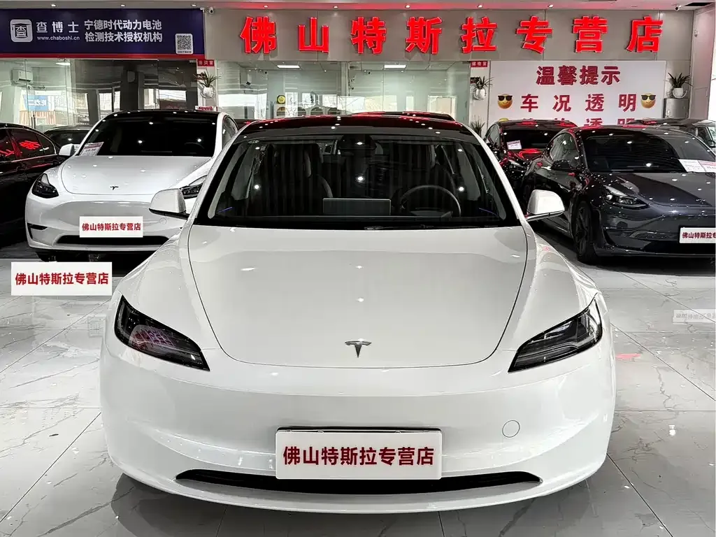 Tesla Model 3 — фото 4
