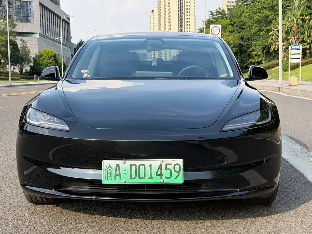 Tesla Model 3 — фото 6