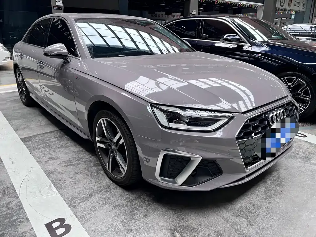 Audi A4L — фото 5