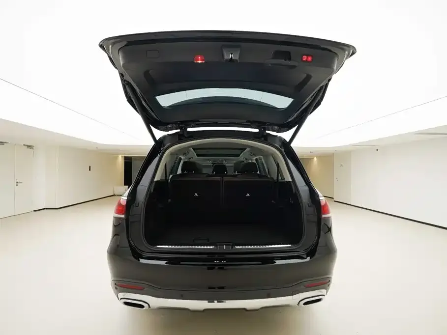 Mercedes-Benz GLS — фото 8