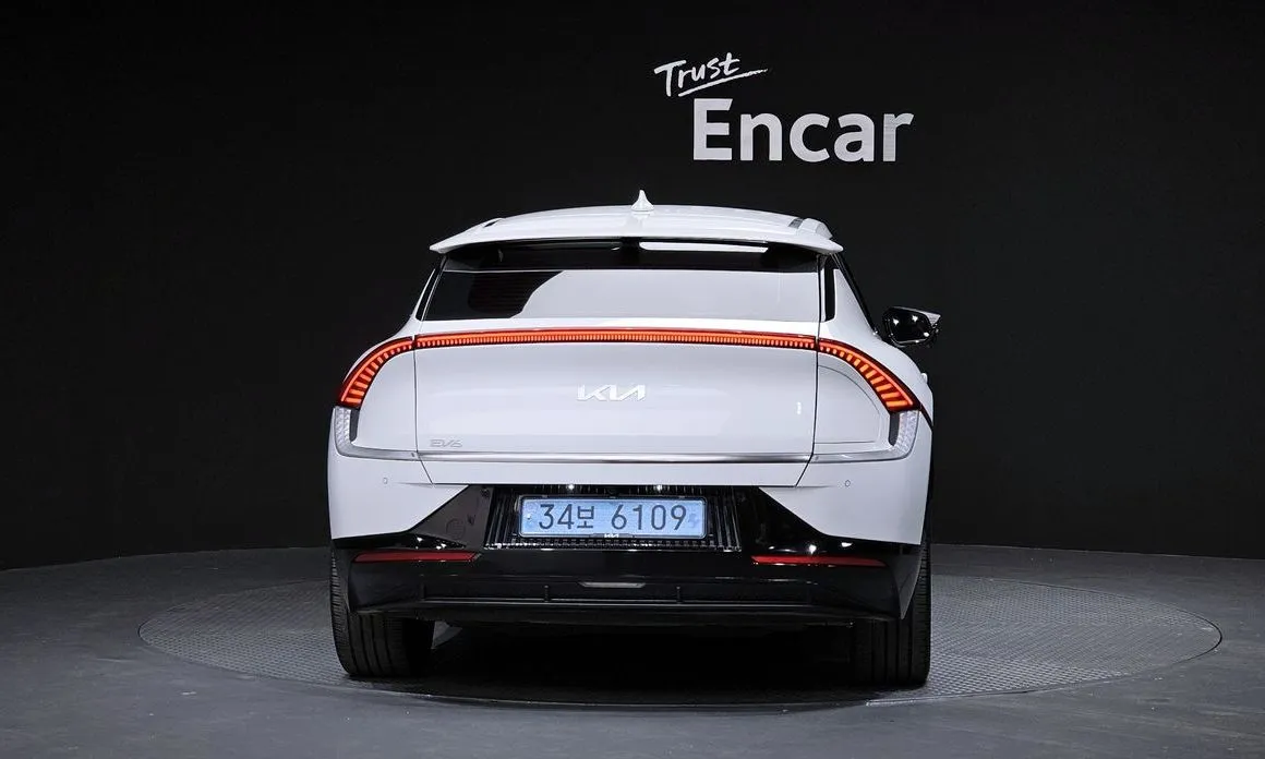 Kia EV6 — фото 2