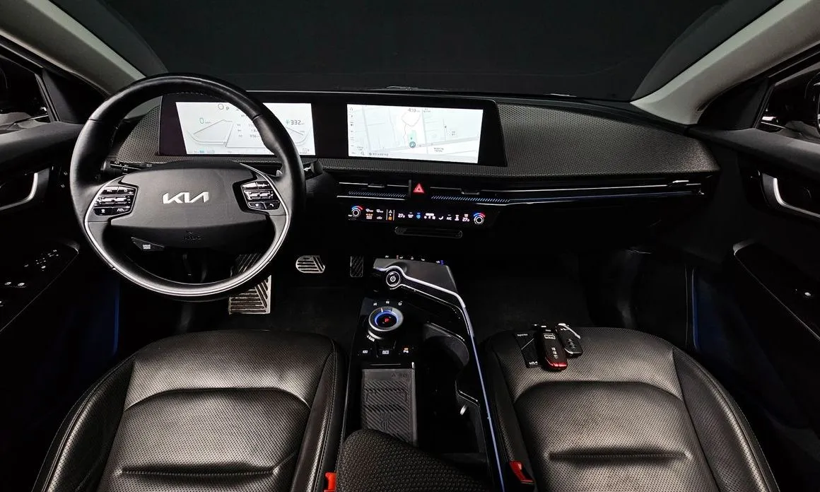 Kia EV6 — фото 9