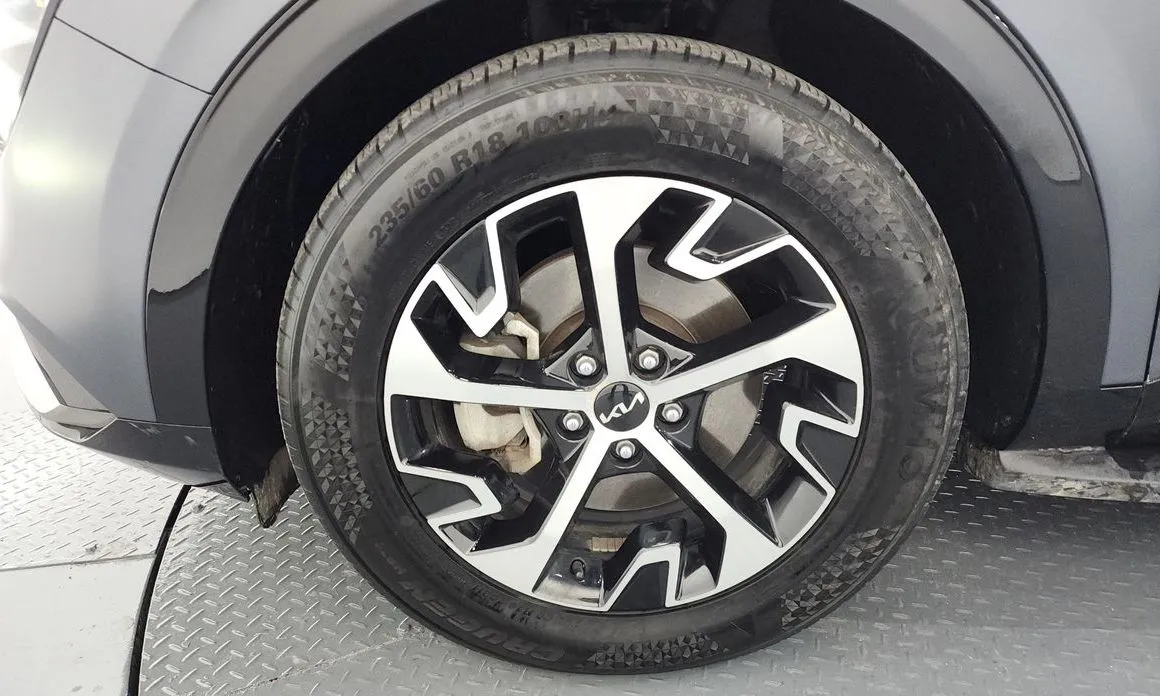 Kia Sportage — фото 9
