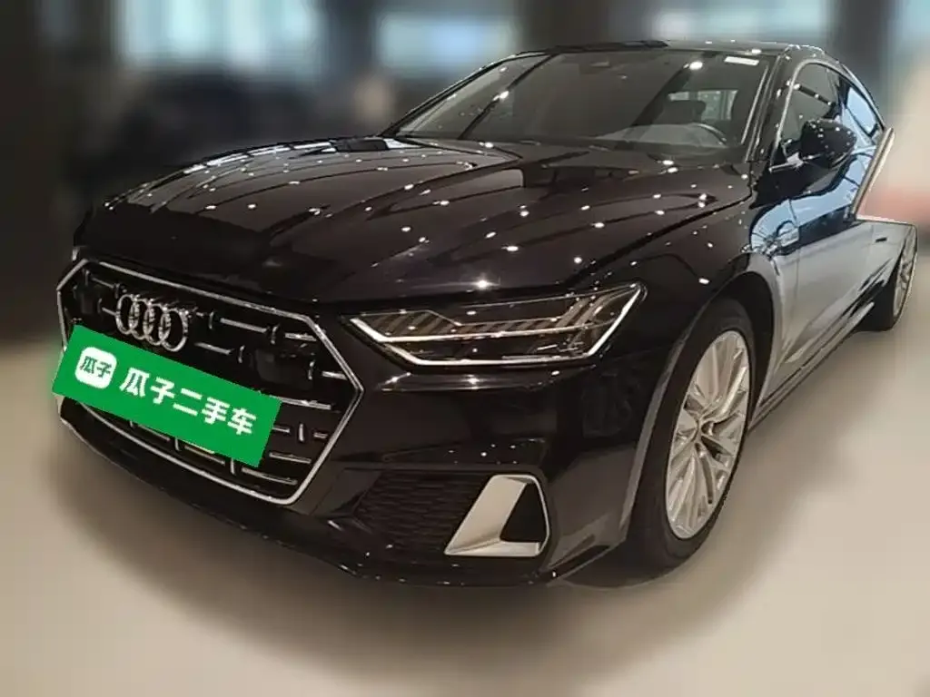 Audi A7L — фото 1