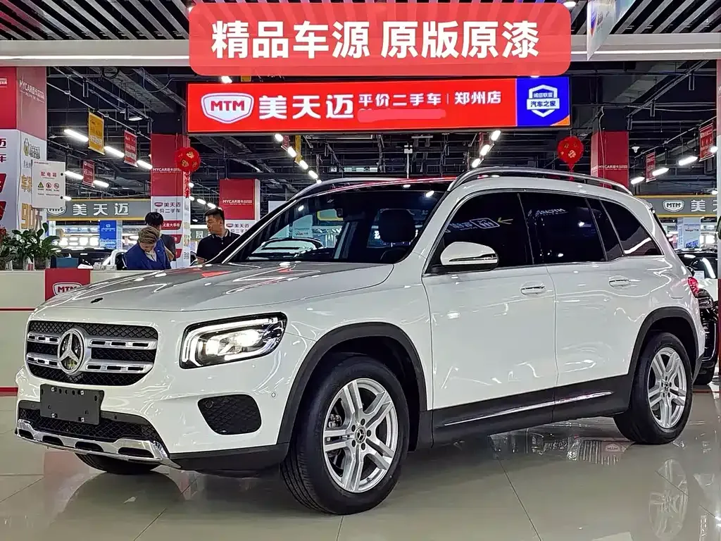 Mercedes-Benz GLB — фото 3