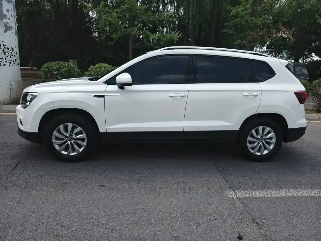 Volkswagen Tharu — фото 10