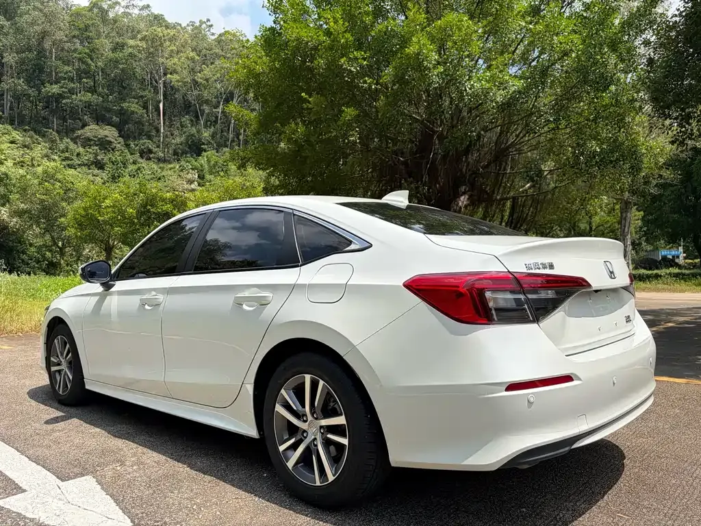 Honda Civic — фото 8