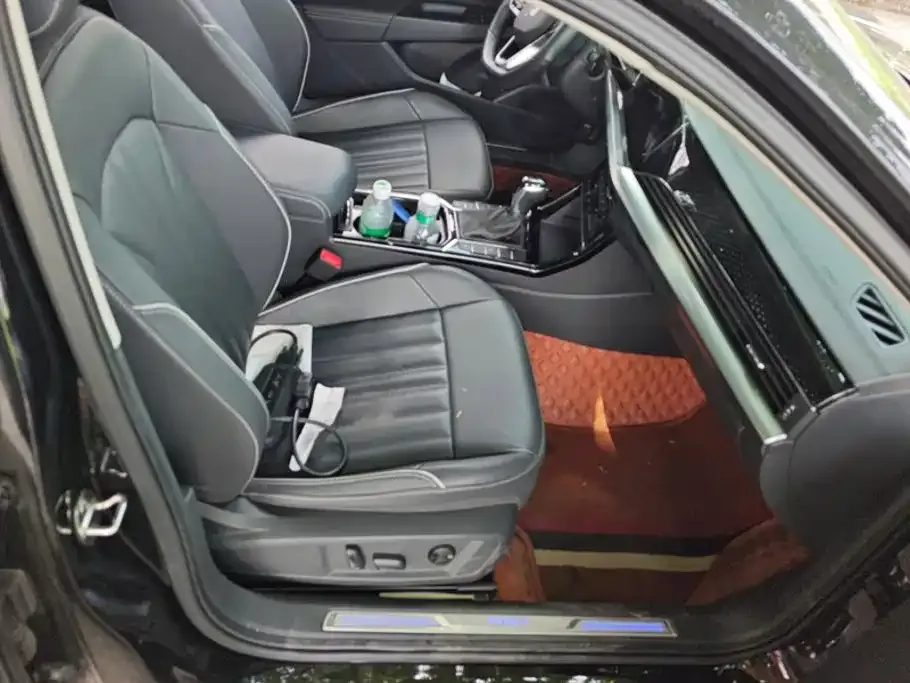 Volkswagen 帕萨特插电混动 — фото 4