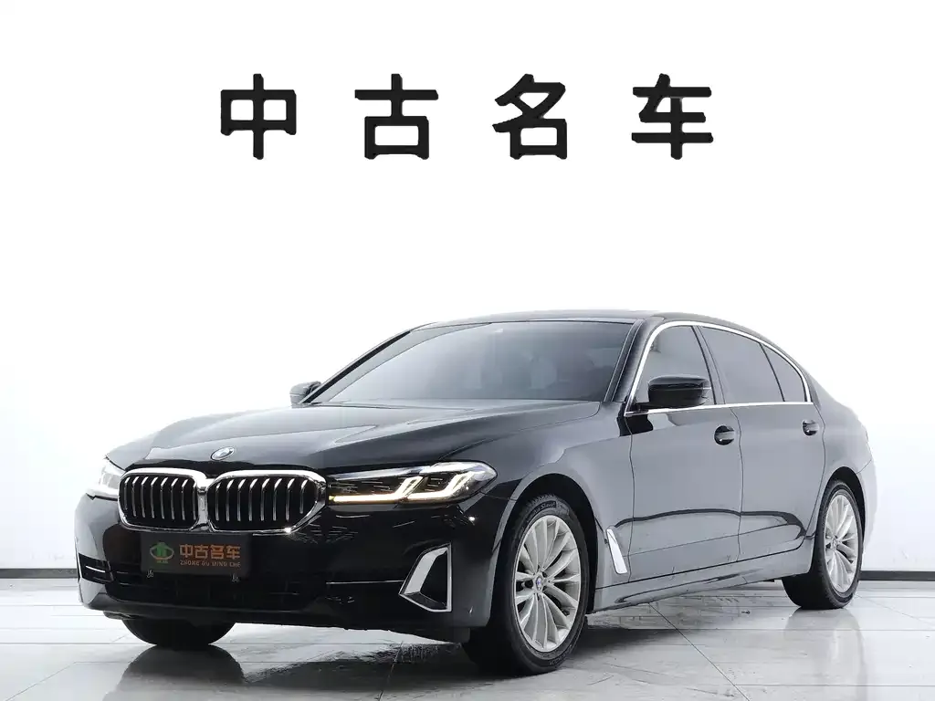 BMW 5 Series — фото 1