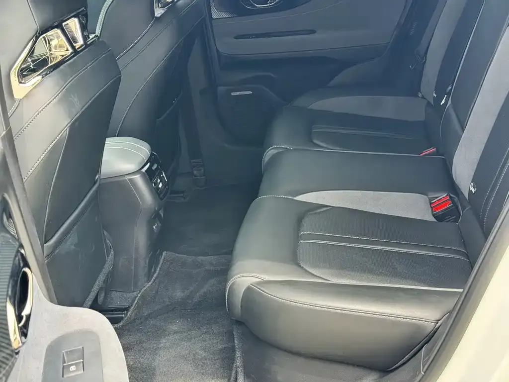 GAC Motor Shadow Leopard — фото 3