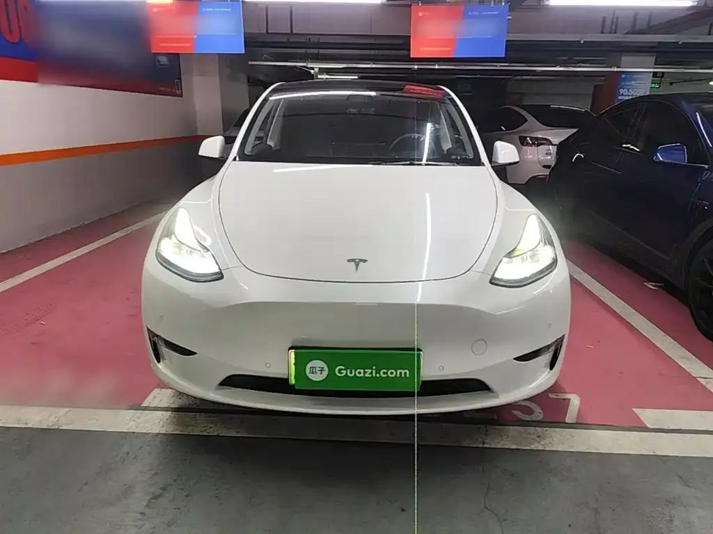 Tesla Model Y — фото 8