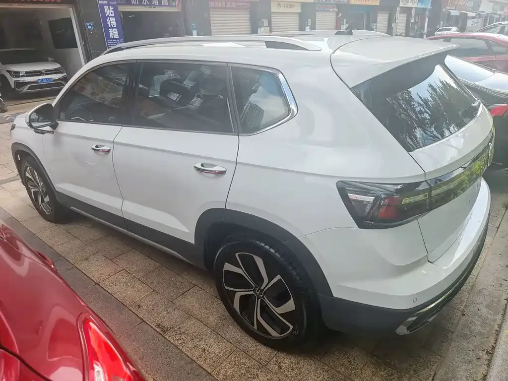 Volkswagen Tharu — фото 9