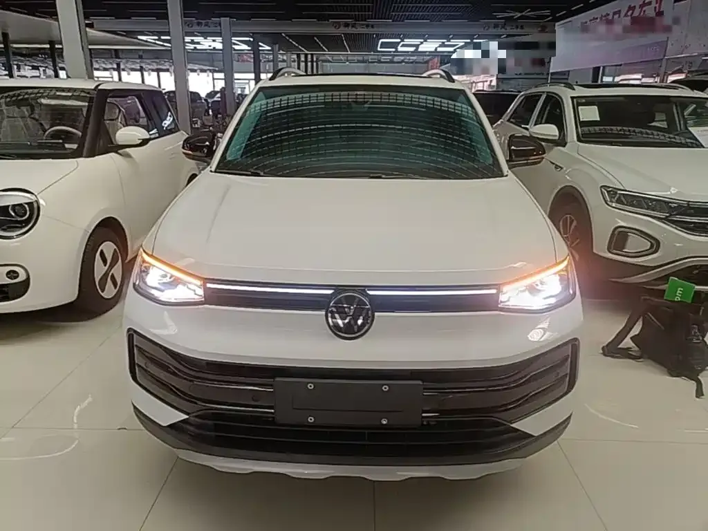 Volkswagen Tharu — фото 6