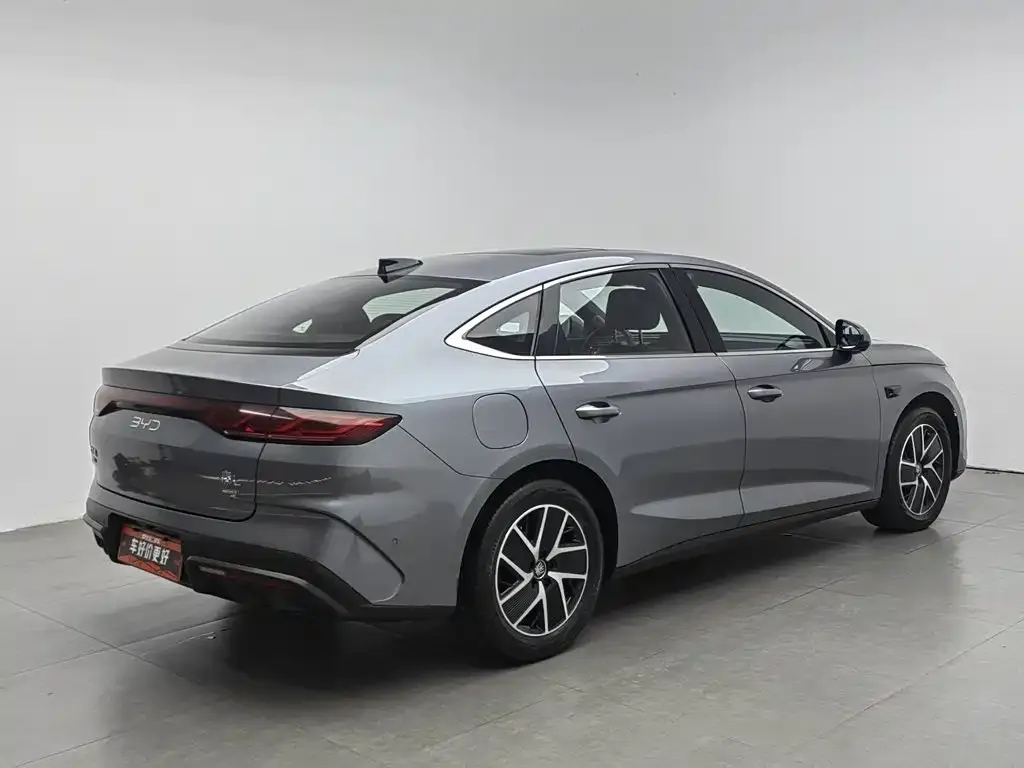 BYD Qin L — фото 8