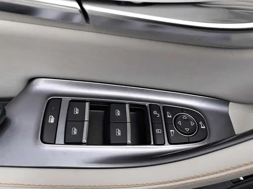 BYD PLUS New Energy — фото 2