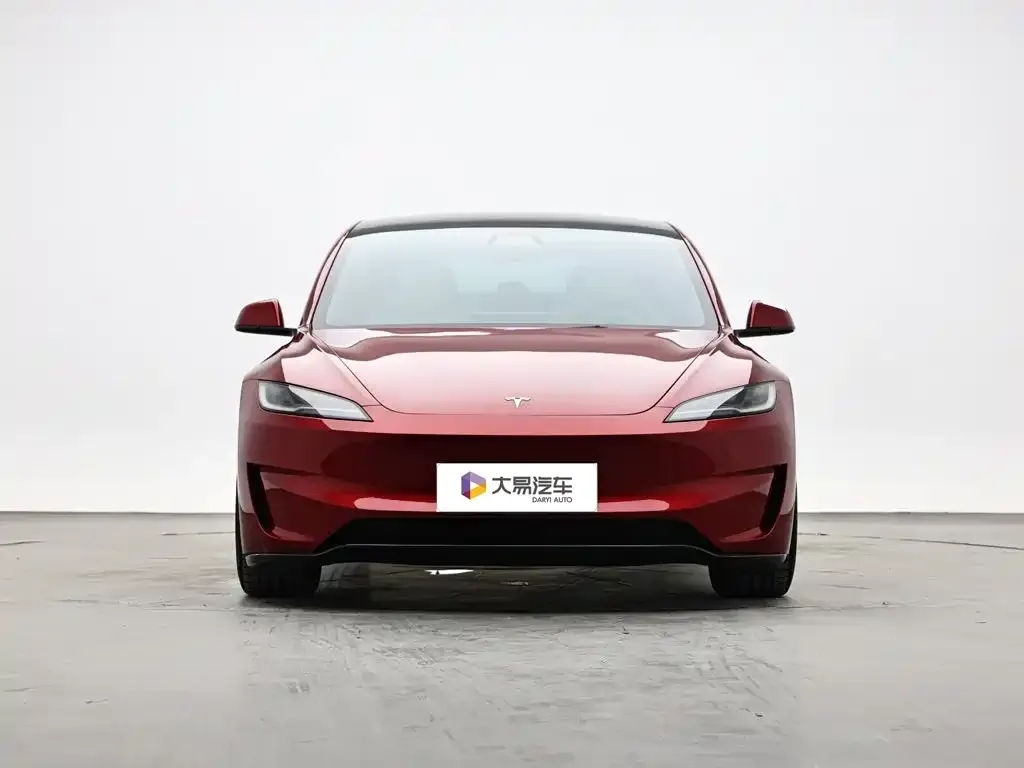 Tesla Model 3 — фото 6