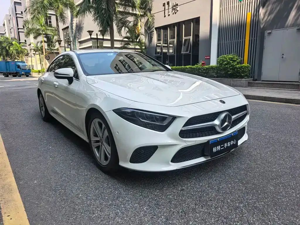 Mercedes-Benz CLS — фото 9