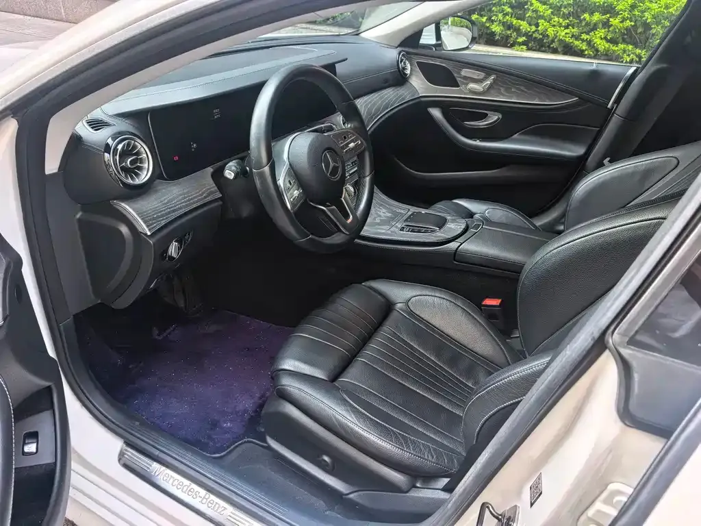 Mercedes-Benz CLS — фото 10