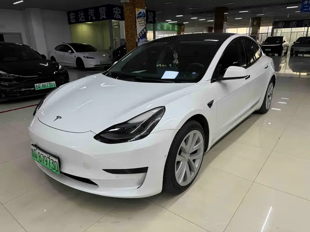 Tesla Model 3 — фото 2