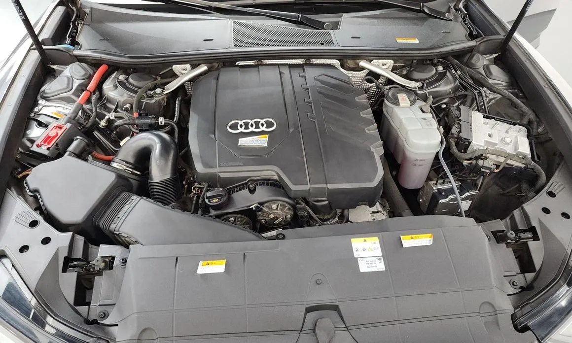 Audi A6 — фото 8