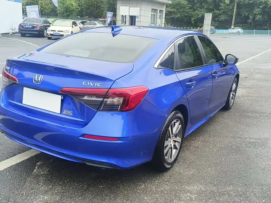 Honda Civic — фото 6