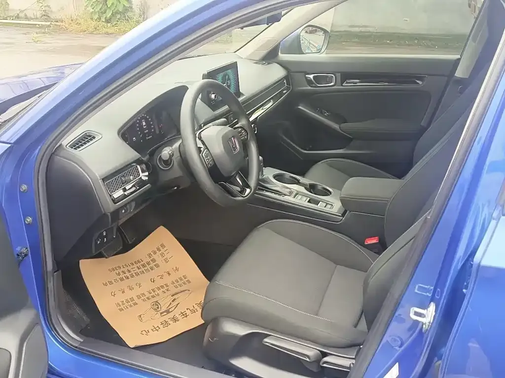 Honda Civic — фото 8