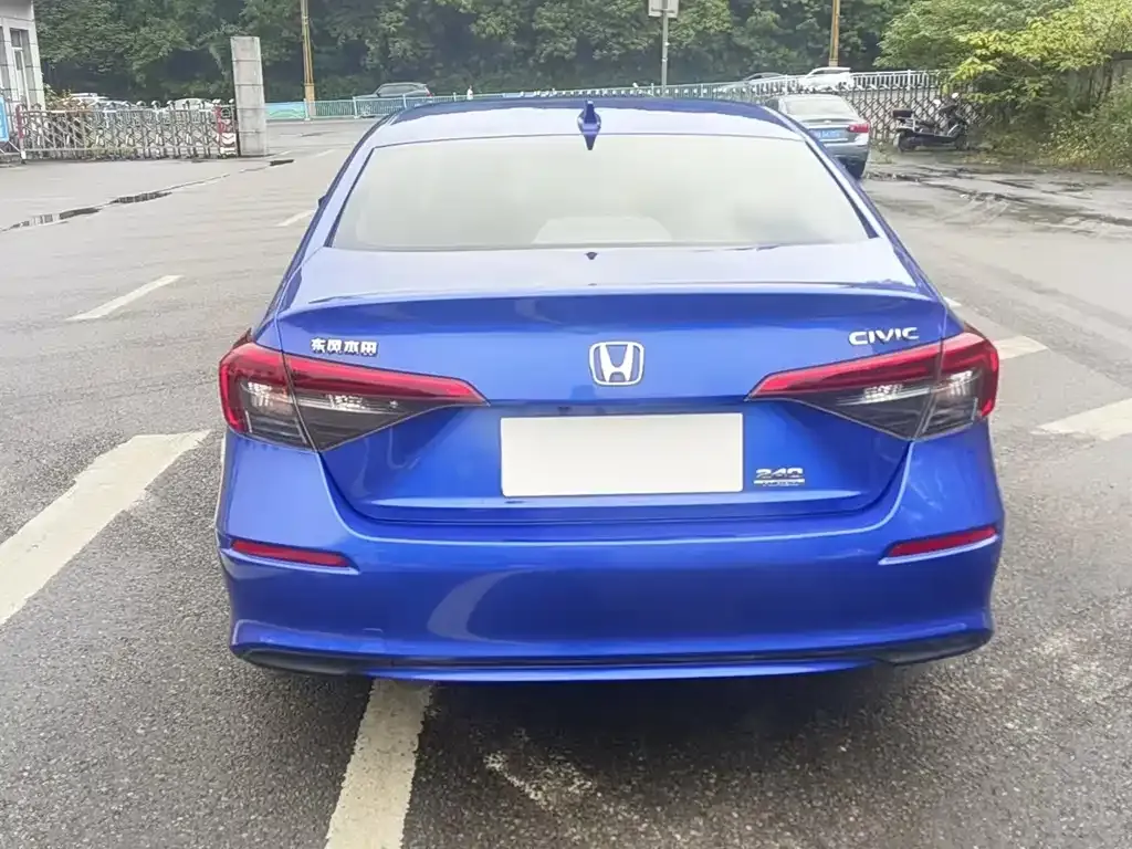 Honda Civic — фото 7