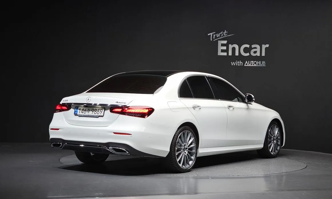 Mercedes-Benz E-Class — фото 3