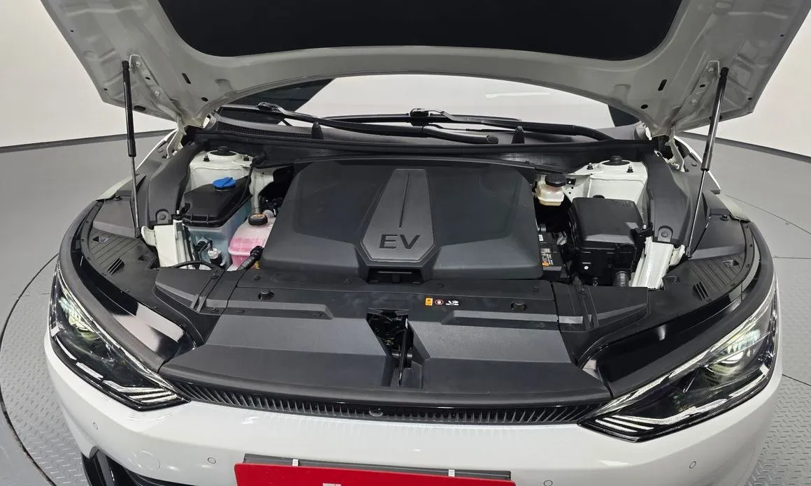 Kia EV6 — фото 9