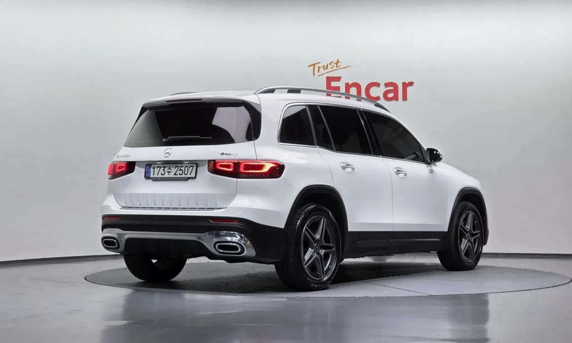 Mercedes-Benz GLB-Class — фото 6