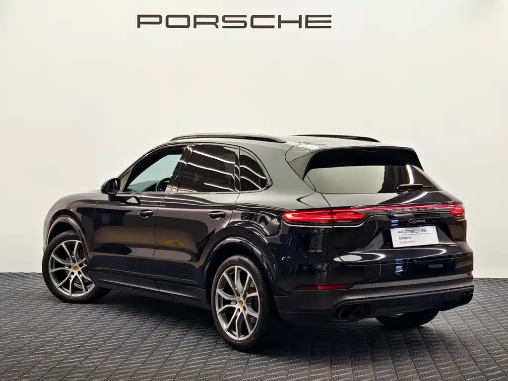 Porsche Cayenne — фото 8