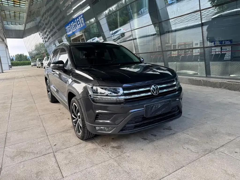 Volkswagen Tharu — фото 8