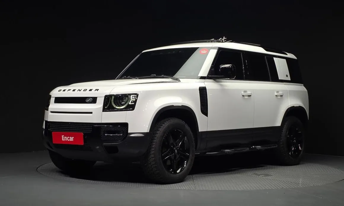 Land Rover Defender — фото 1