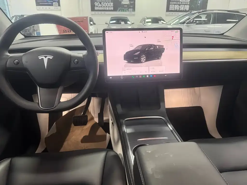 Tesla Model Y — фото 4