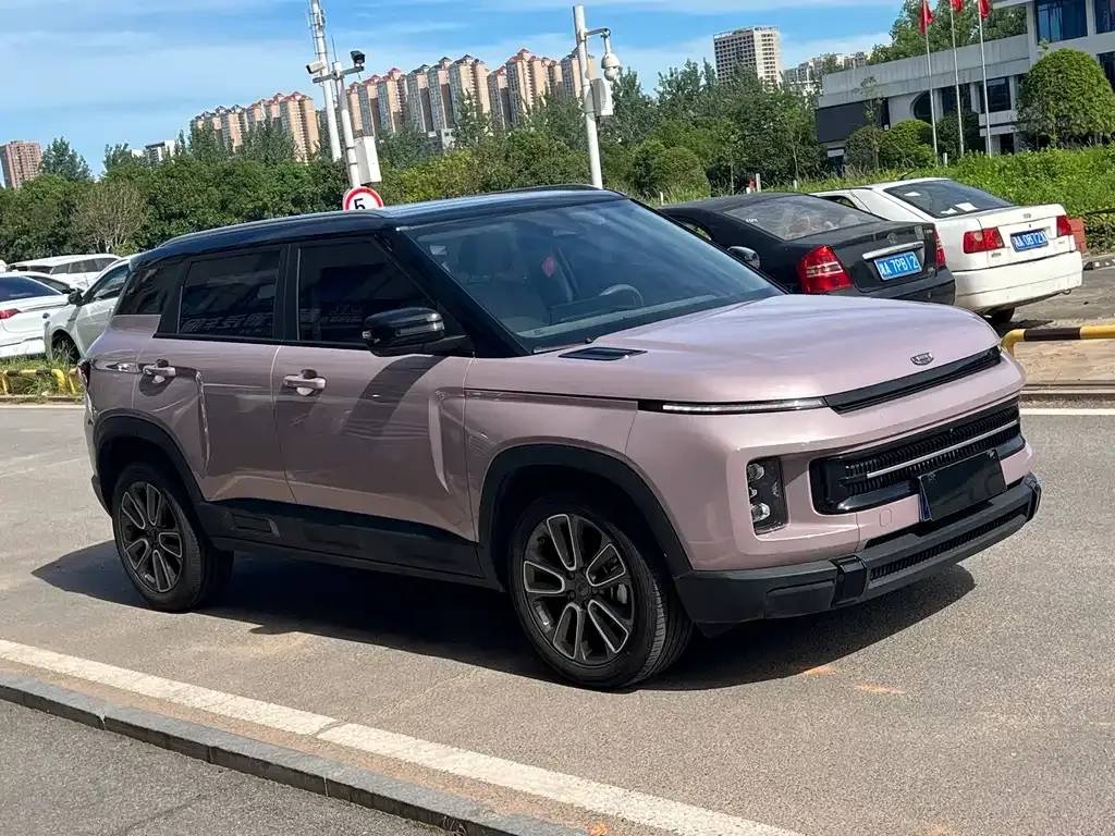 Geely Icon — фото 8