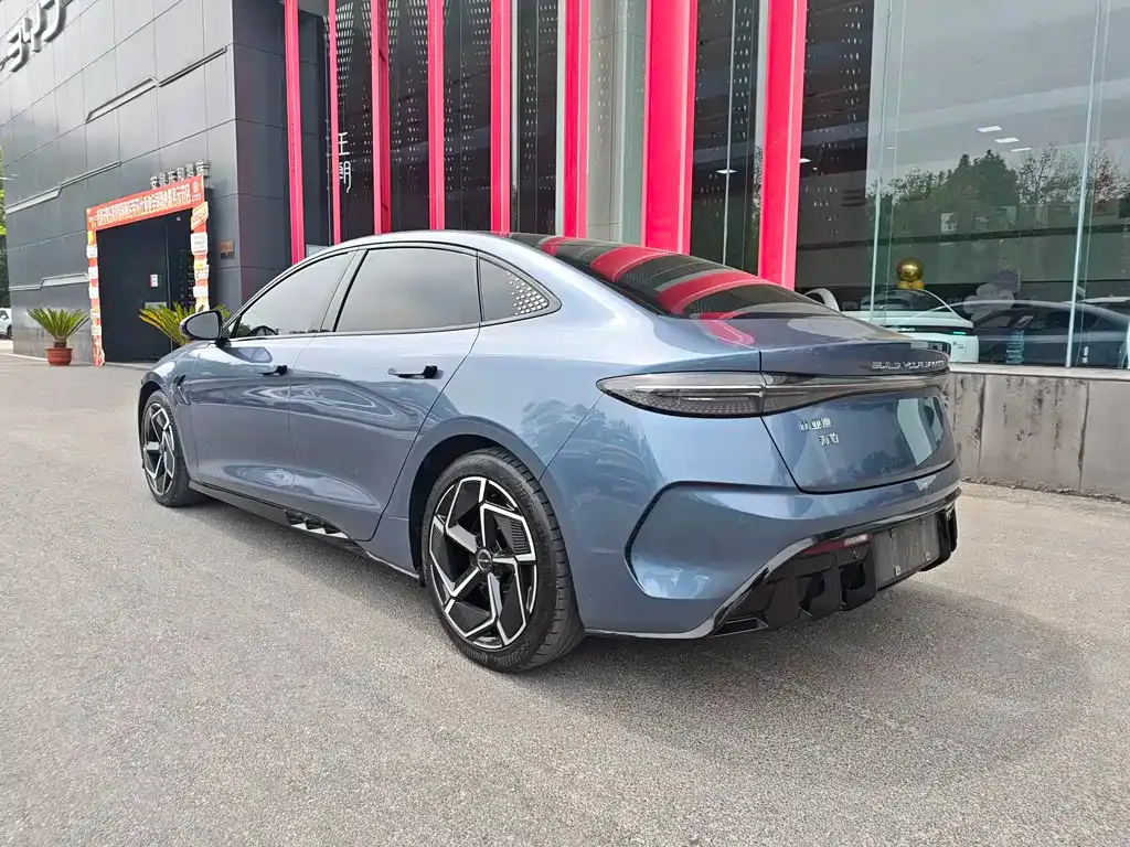 BYD Seal — фото 7