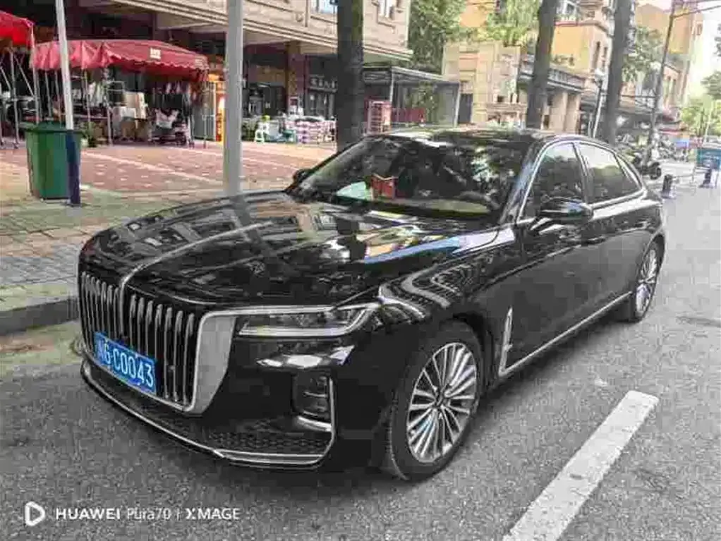 Hongqi H9 — фото 1