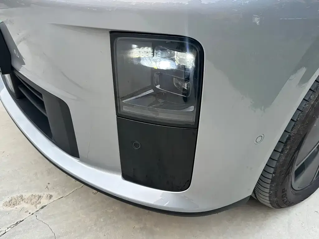 Li Auto i6 — фото 10