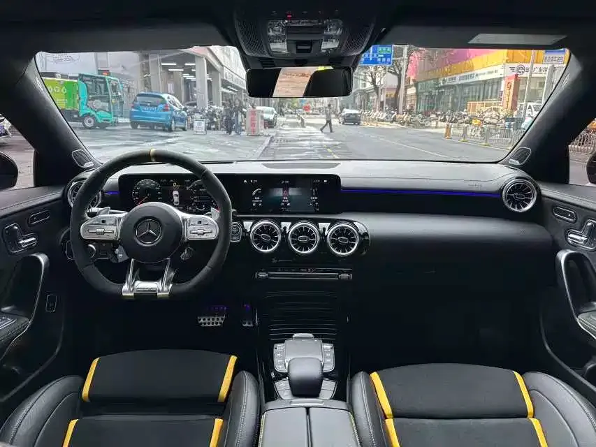 Mercedes-Benz CLA AMG — фото 4