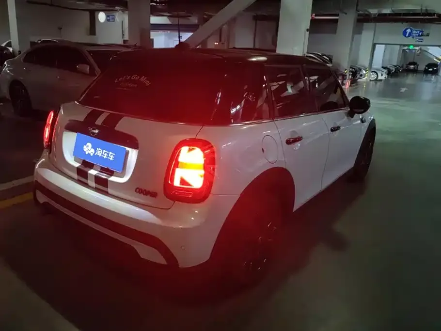MINI Cooper (3-door) — фото 10